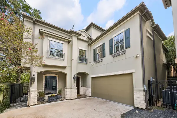 24 Hackberry Lane #B, Houston, TX 77027