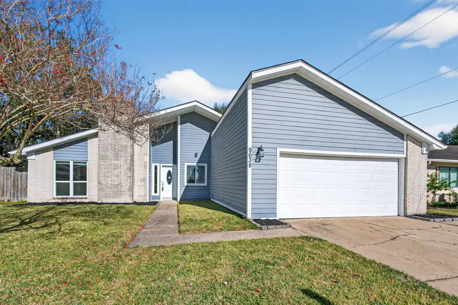 9638 Ravensworth Drive, Houston, TX 77031 - Image #2