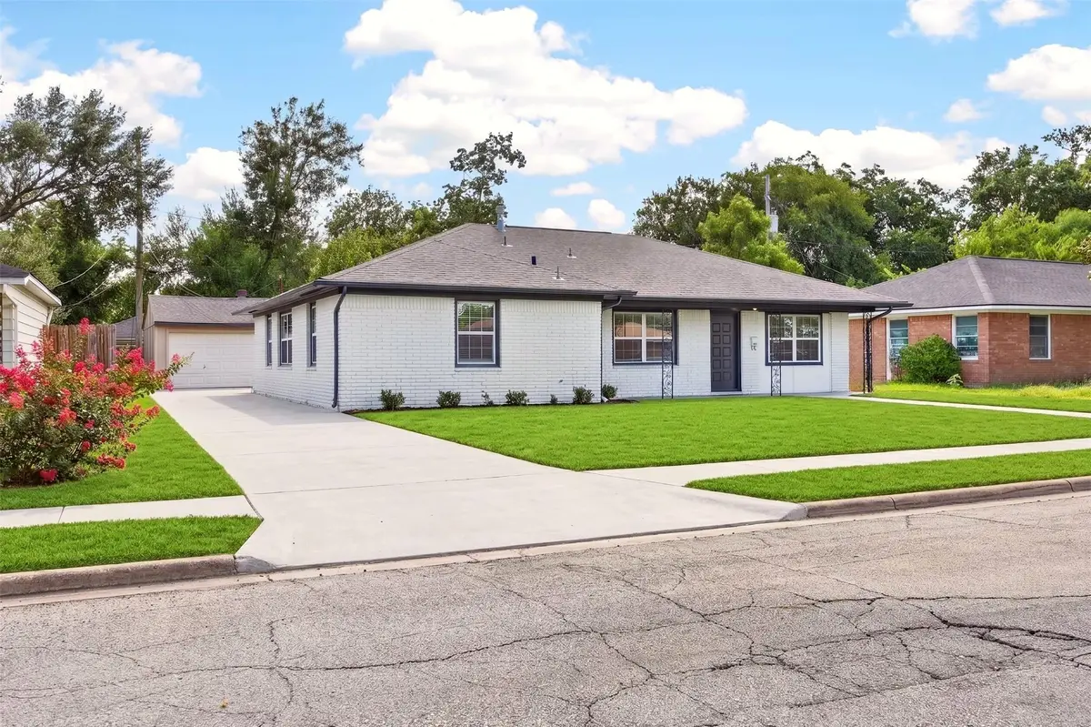 1202 Dogwood Drive, Pasadena, TX 77506 - #1