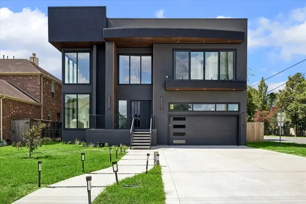 4629 Pine Street, Bellaire, TX 77401