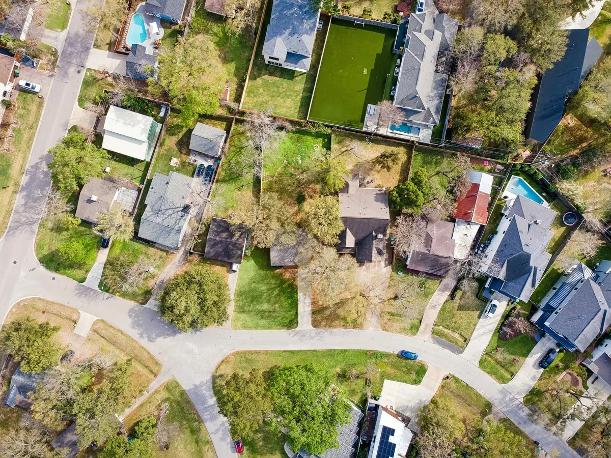 915 W 42nd Street, Houston, TX 77018 - #1