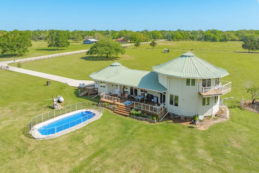 5373 County Road 898, West Columbia, TX 77486 - Image #3