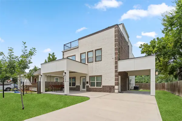 792 Paul Quinn Street, Houston, TX 77091