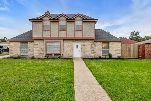 8910 Pine Shores Drive, Humble, TX 77346