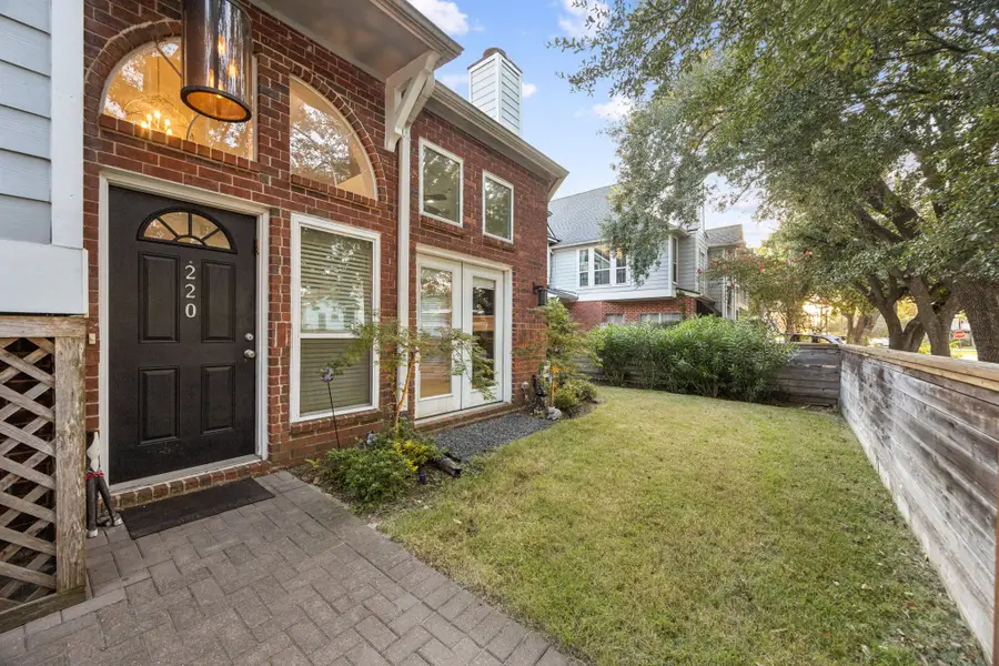 220 E 8th Street, Houston, TX 77007 - Image #2