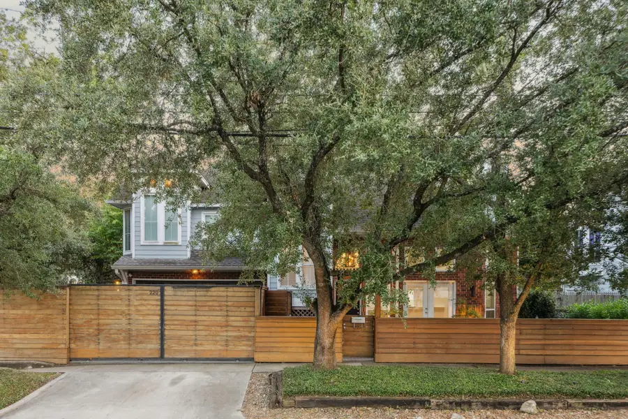 220 E 8th Street, Houston, TX 77007 - Image #3