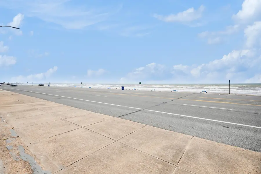 7312 Seawall Boulevard #103, Galveston, TX 77551 - #2
