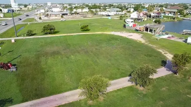 2017 Highway 87, Crystal Beach, TX 77650 - Image #2