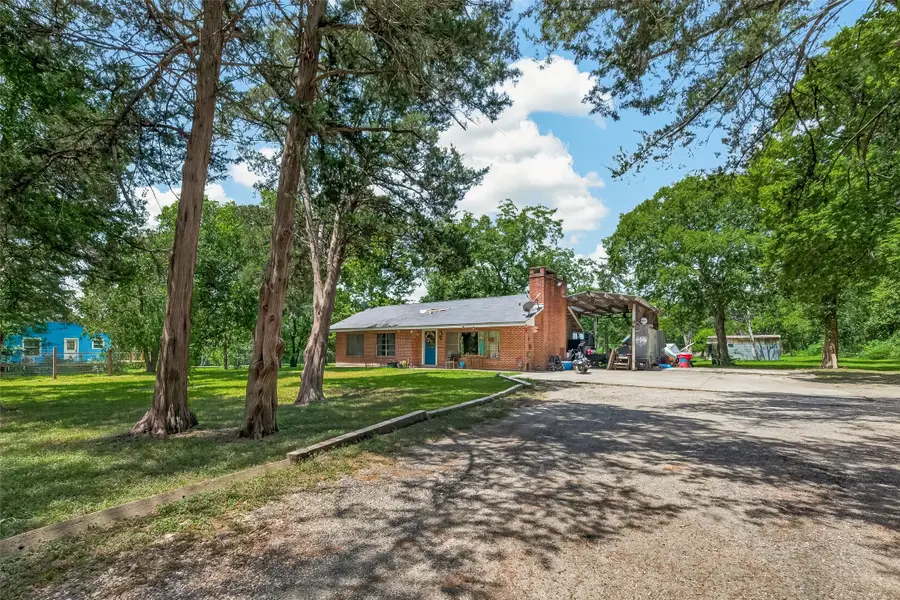 1316 N Main Street, Highlands, TX 77562 - #3