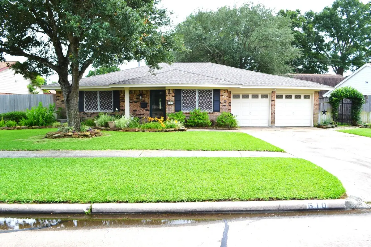 610 E X Street, Deer Park, TX 77536 - #1