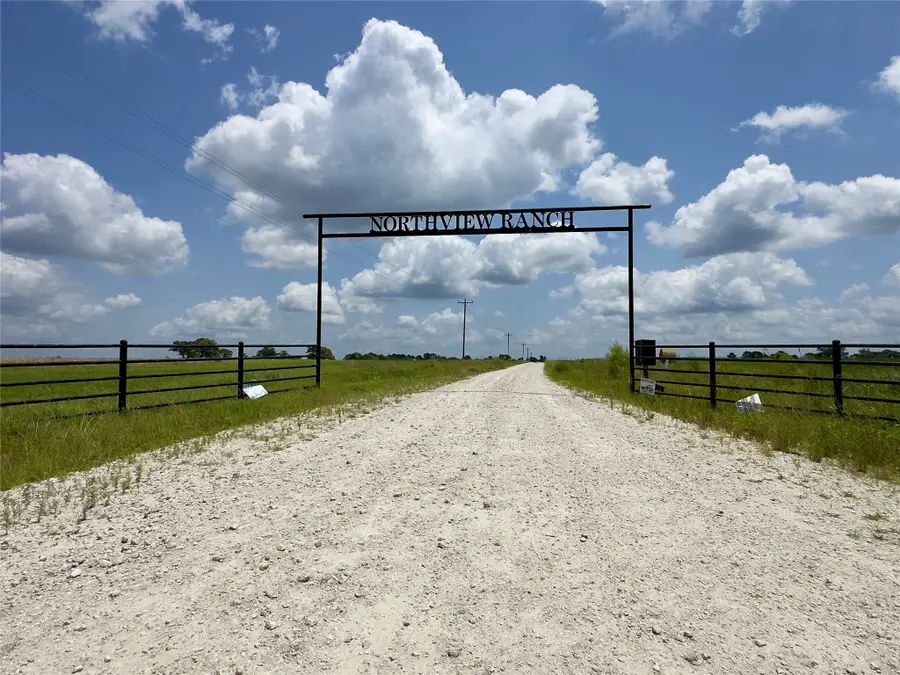 315 Clearlake Ln, Crockett, TX 75835 - Image #2