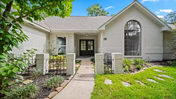 18 Windsor Drive, Conroe, TX 77304
