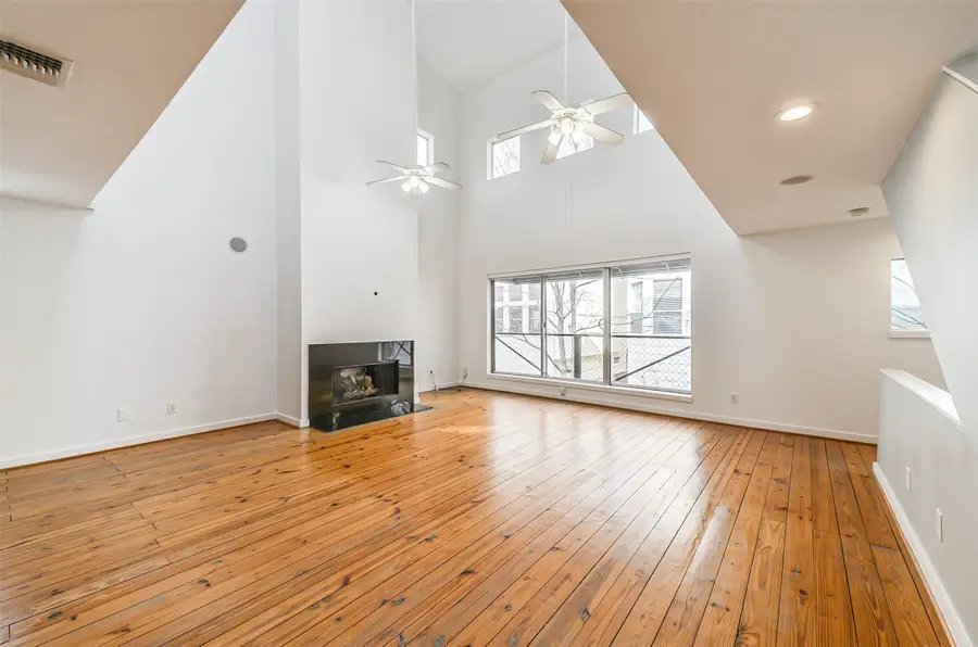 5214 Blossom Street, Houston, TX 77007 - #3