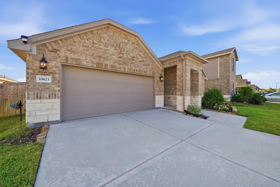 10623 Discovery Lane, Texas City, TX 77591 - #2
