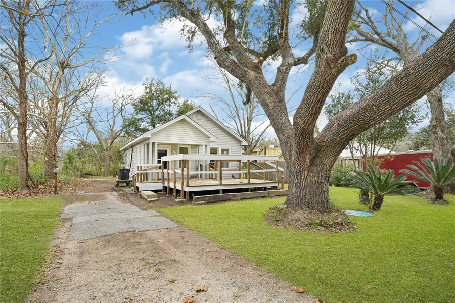 830 Ross St, La Marque, TX 77568 - Image #2