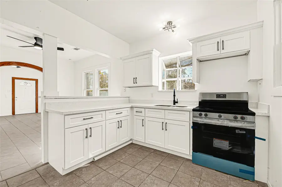 830 Ross St, La Marque, TX 77568 - Image #3