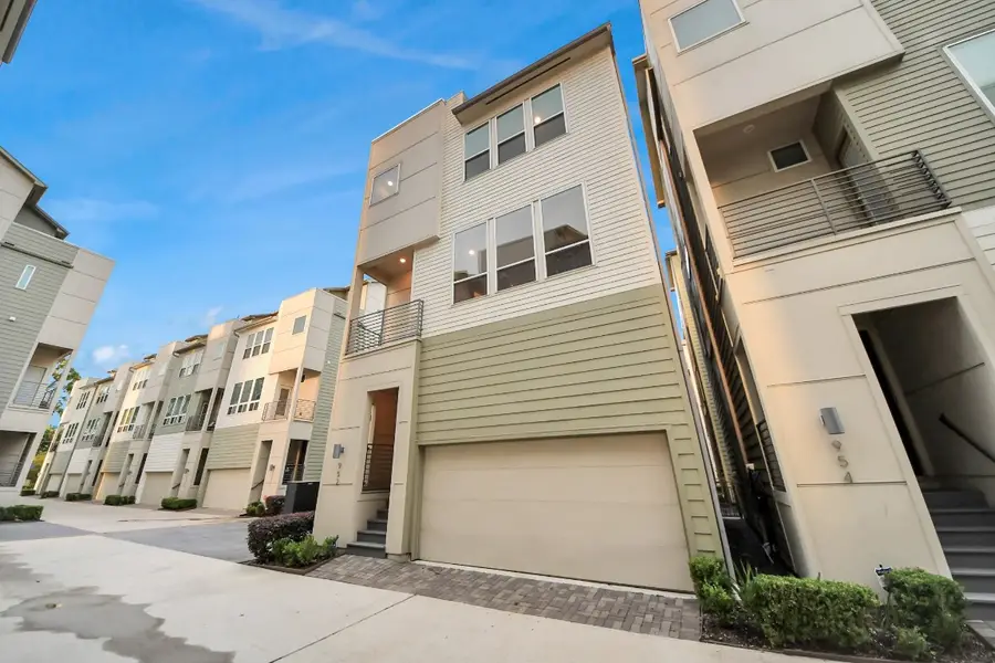 952 W 18th Street, Houston, TX 77008 - #2