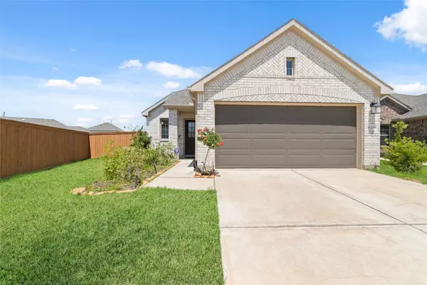 8326 Royal Breeze Drive, Cypress, TX 77433