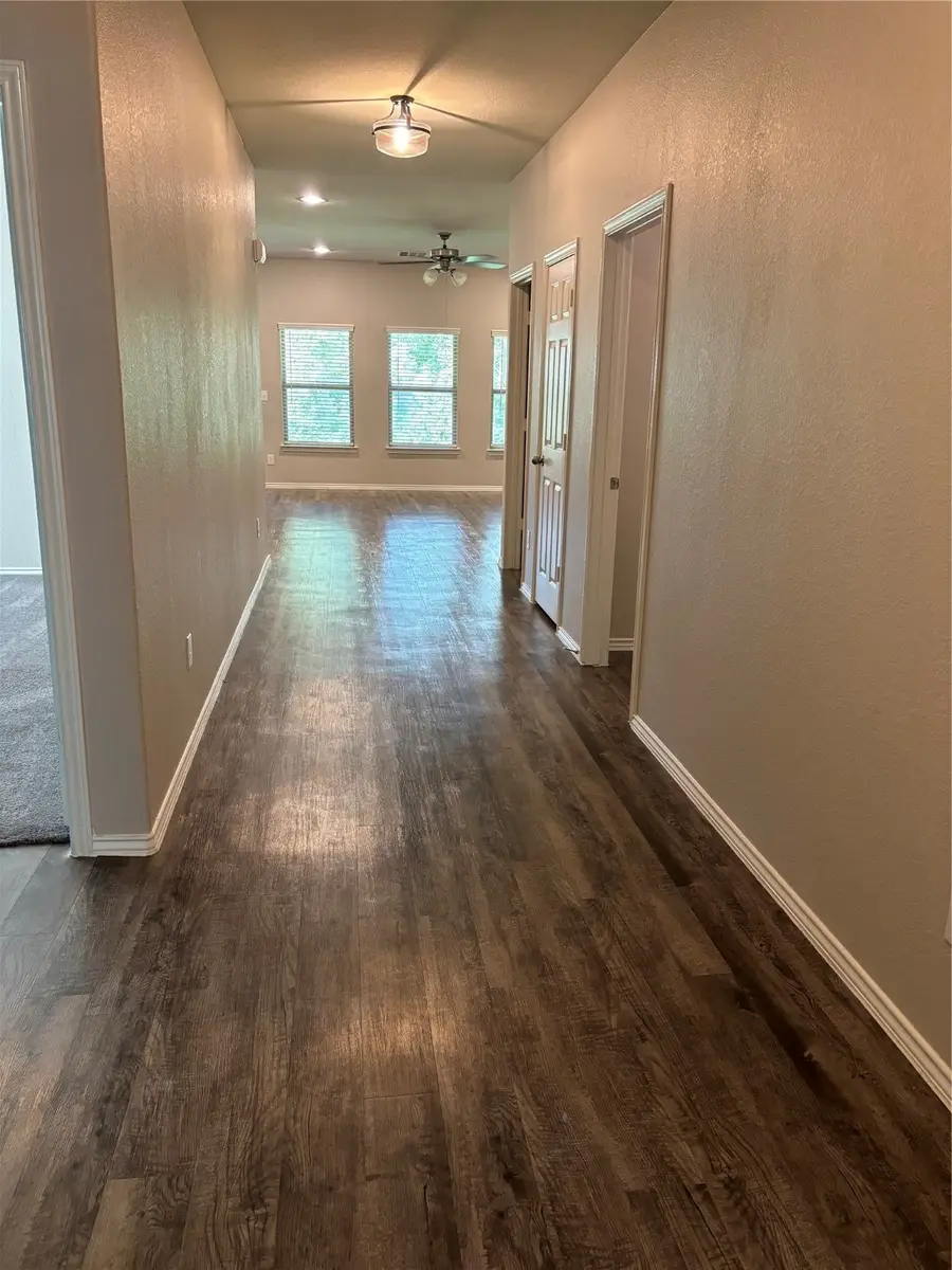 150 Valiant Ridge Trail, Magnolia, TX 77354 - Image #2