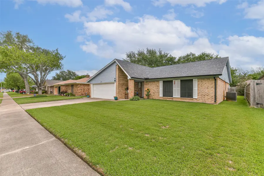 2313 E Clare Street, Deer Park, TX 77536 - #2