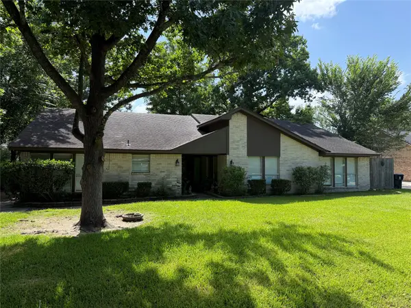 1519 Burning Tree Road, Houston, TX 77339