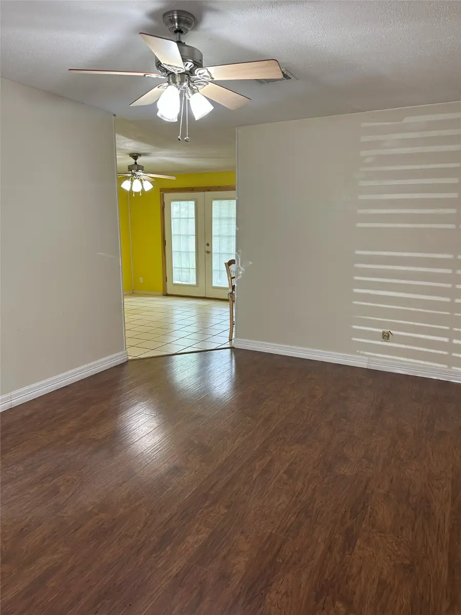 1113 N Noble Road, Texas City, TX 77591 - Image #2