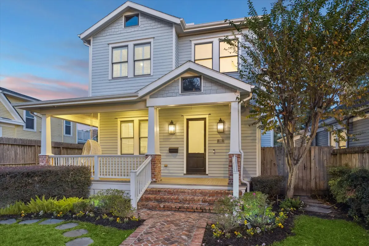 916 Columbia Street, Houston, TX 77008 - Image #1