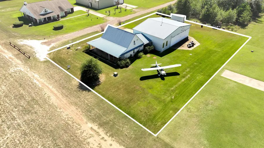 39 Comanche Lane, Hilltop Lakes, TX 77871 - Image #2