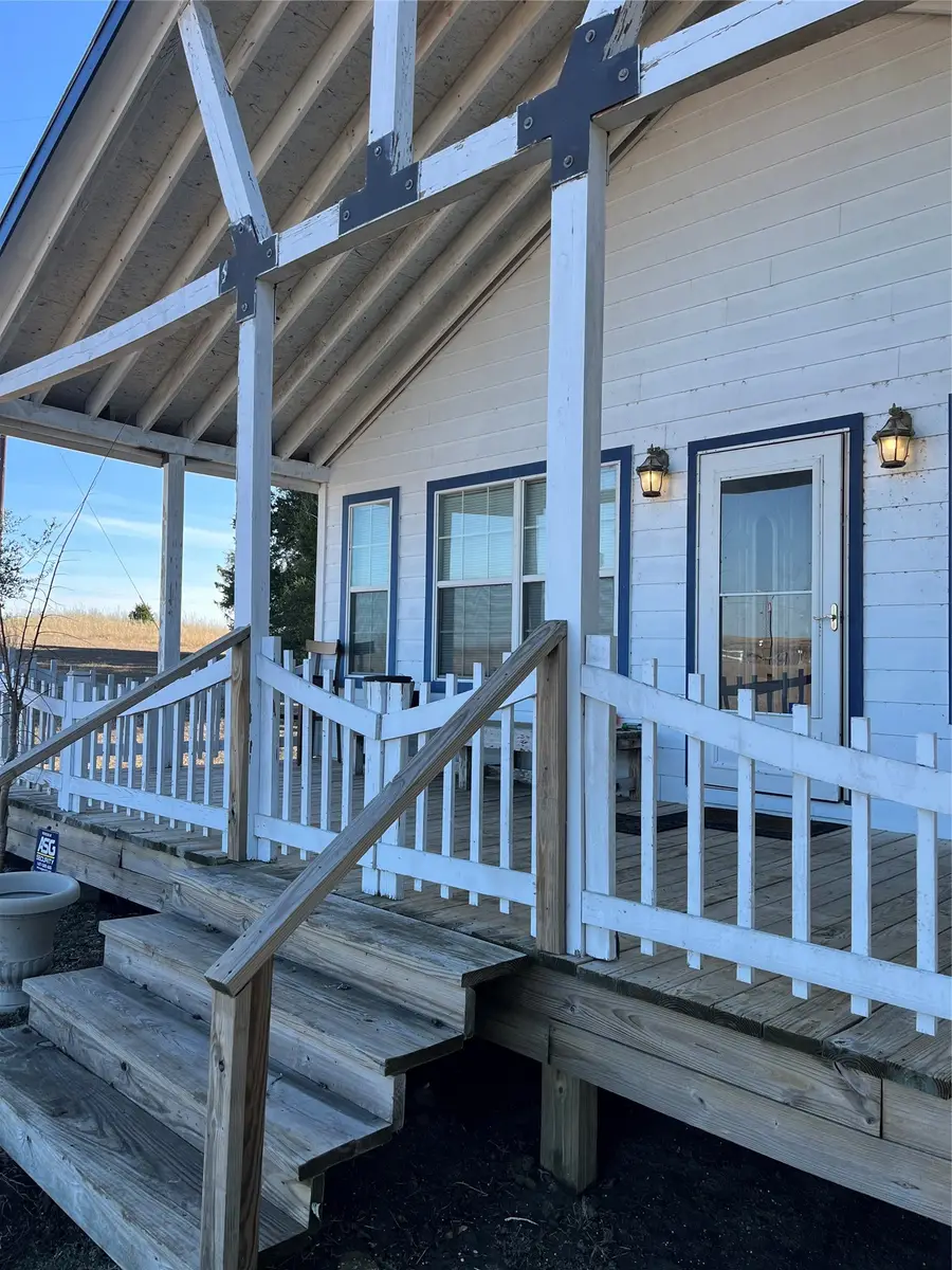 7740 N Us Highway 77, Schulenburg, TX 78956 - Image #2