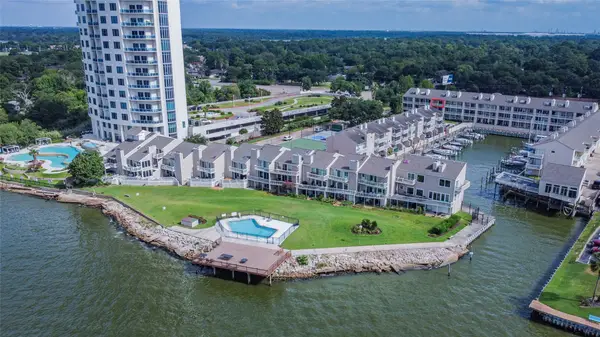 4747 Nasa Parkway #309, Pasadena, TX 77586