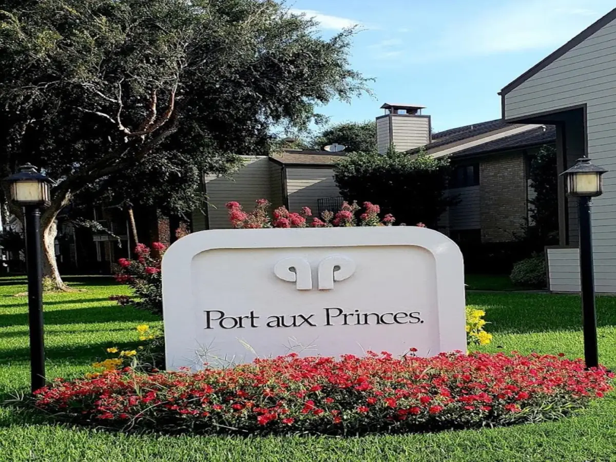 7069 N Holiday Drive, Galveston, TX 77550 - #1