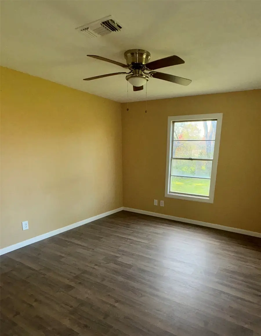 1008 Largo Street, Baytown, TX 77520 - Image #3