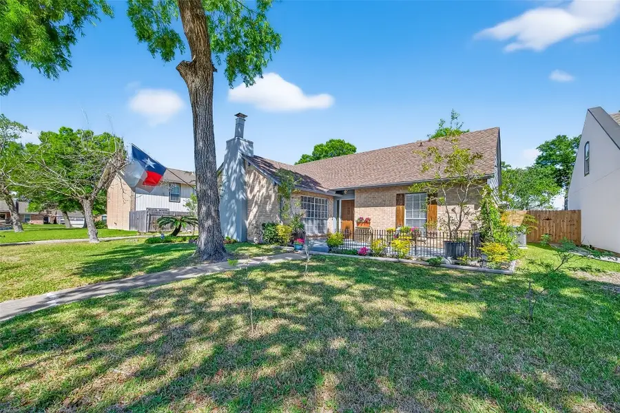 3107 Silver Springs Drive, La Porte, TX 77571 - #3