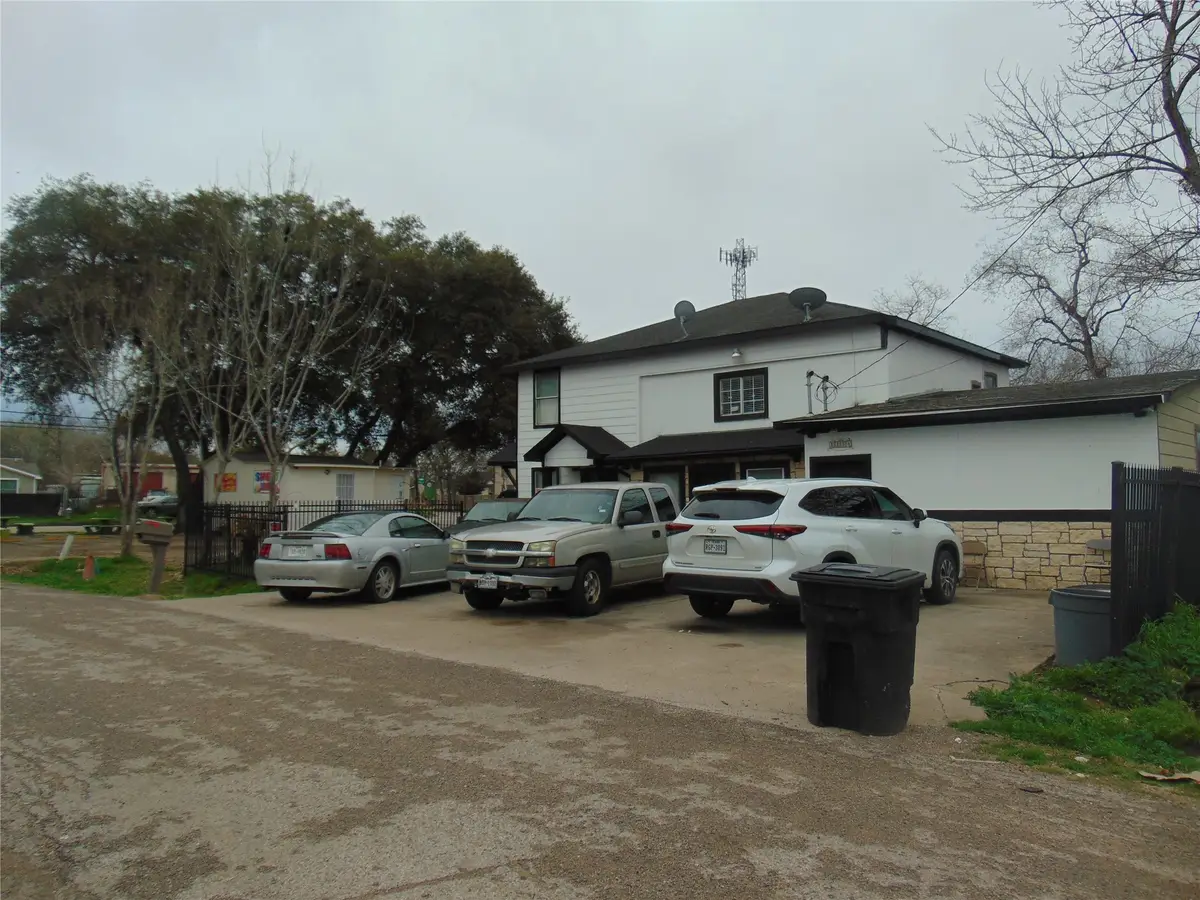 1134 Rosas Street, Stafford, TX 77477 - Image #1