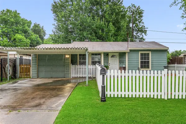 8112 Milredge Street, Houston, TX 77017