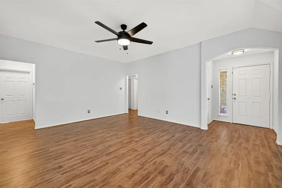 1415 Rogers Lake Lane, Richmond, TX 77407 - Image #2