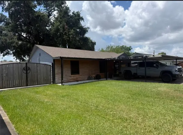 2314 Estate Drive, Deer Park, TX 77536
