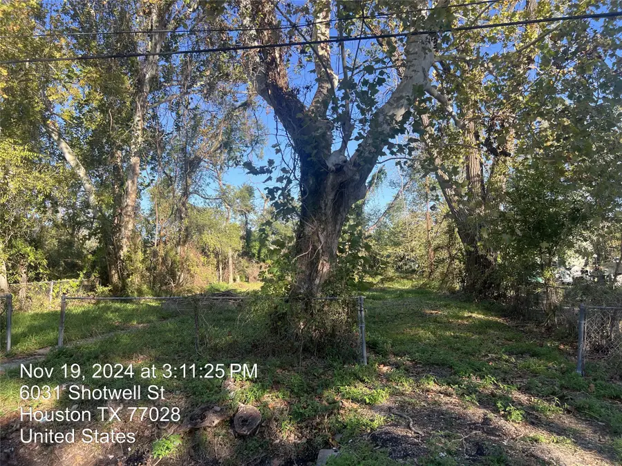6102 Shotwell Street, Houston, TX 77028 - Image #2