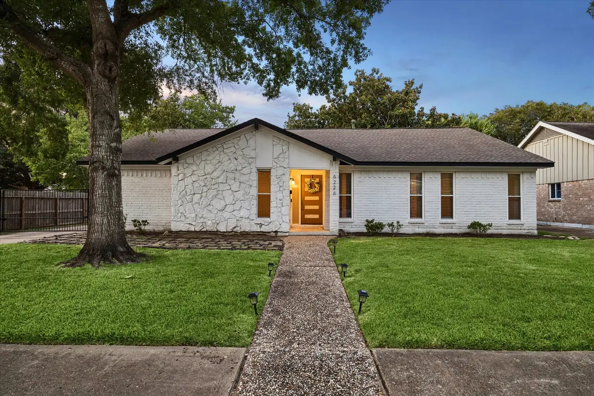 6226 Bankside Drive, Houston, TX 77096 - #1