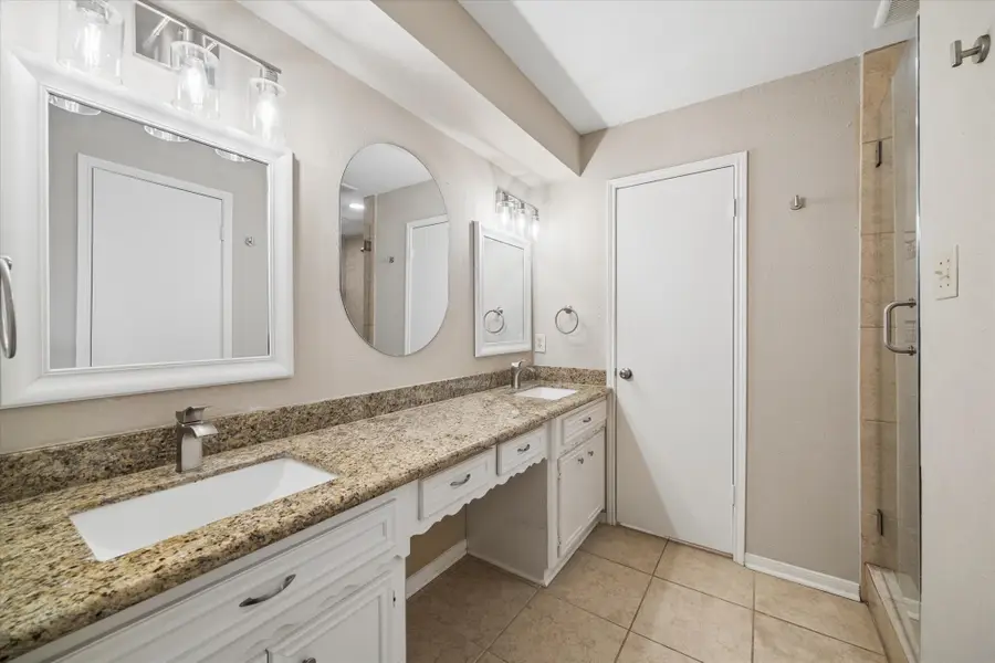 6226 Bankside Drive, Houston, TX 77096 - #2