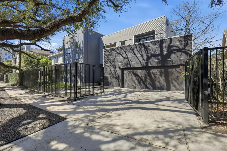 2412 Helena Street, Houston, TX 77006 - #2