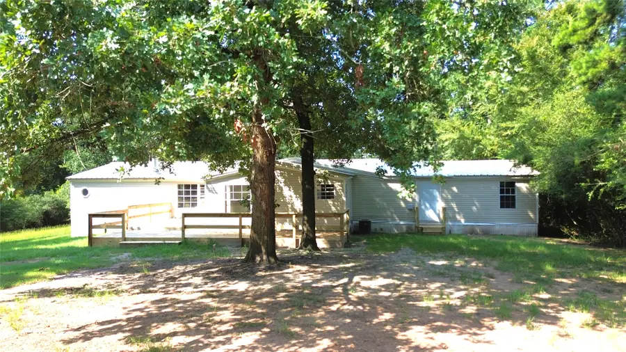 392 Pine Street, Crockett, TX 75835 - Image #2