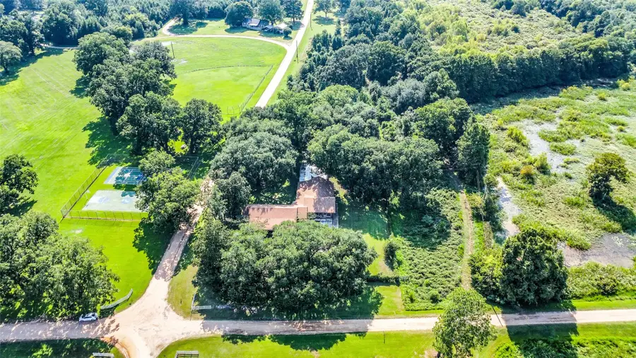 30 W Main Drive, Shepherd, TX 77371 - Image #2