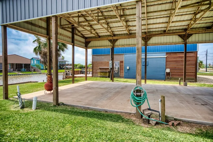 511 County Road 202, Sargent, TX 77414 - #3