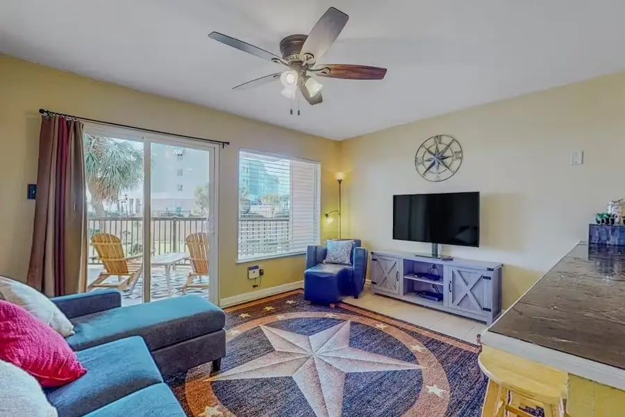 9520 Seawall Boulevard #115, Galveston, TX 77554 - Image #2