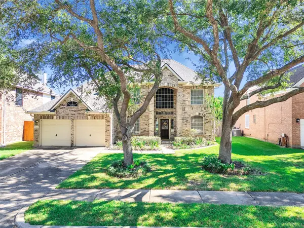13611 Country Green Court, Houston, TX 77059