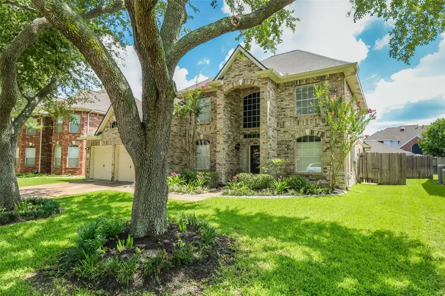 13611 Country Green Court, Houston, TX 77059 - Image #3