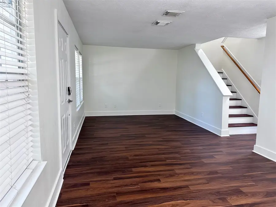 10126 Farrell Drive, Houston, TX 77070 - Image #2