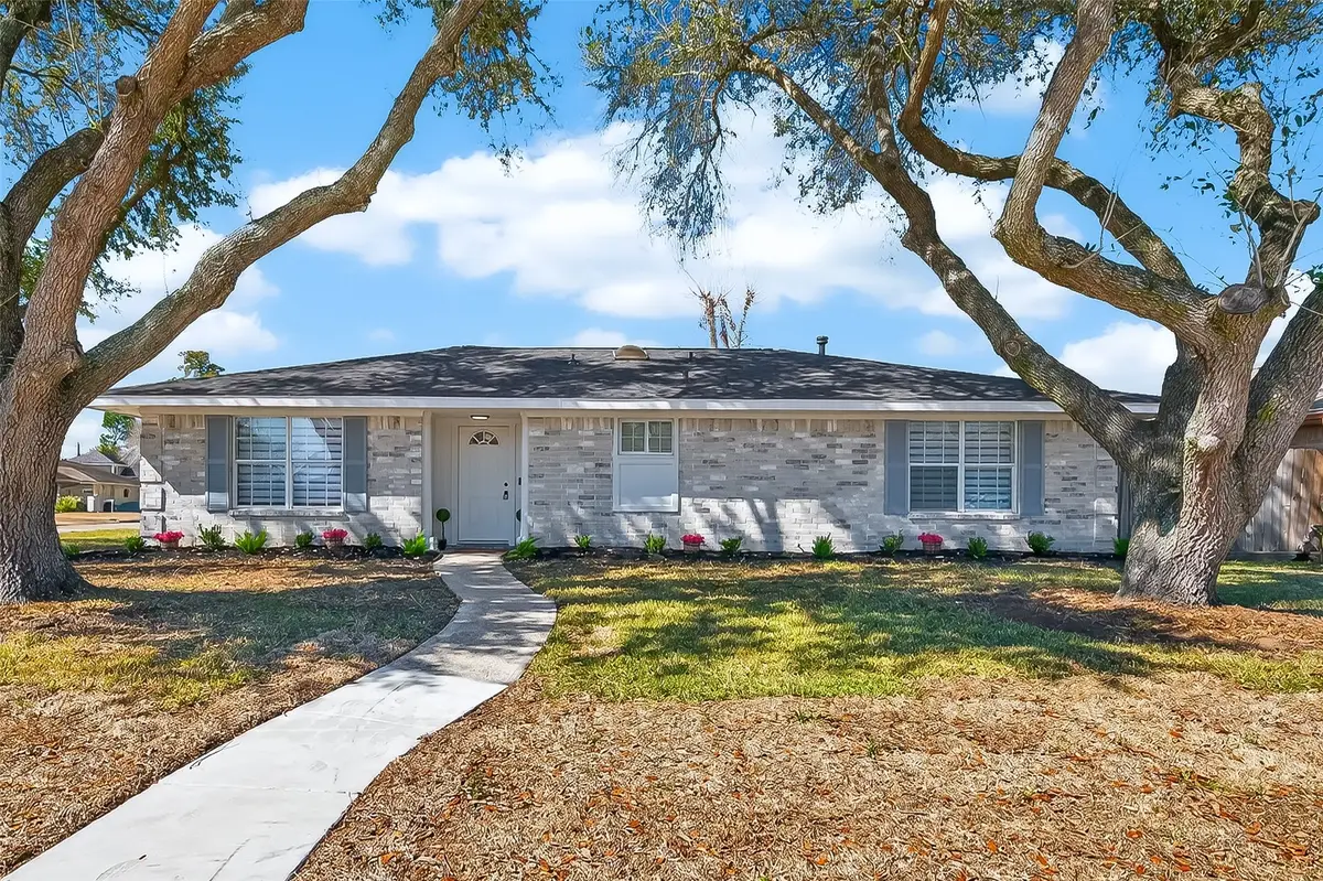 11303 Brook Meadow Circle, Houston, TX 77089 - Image #1