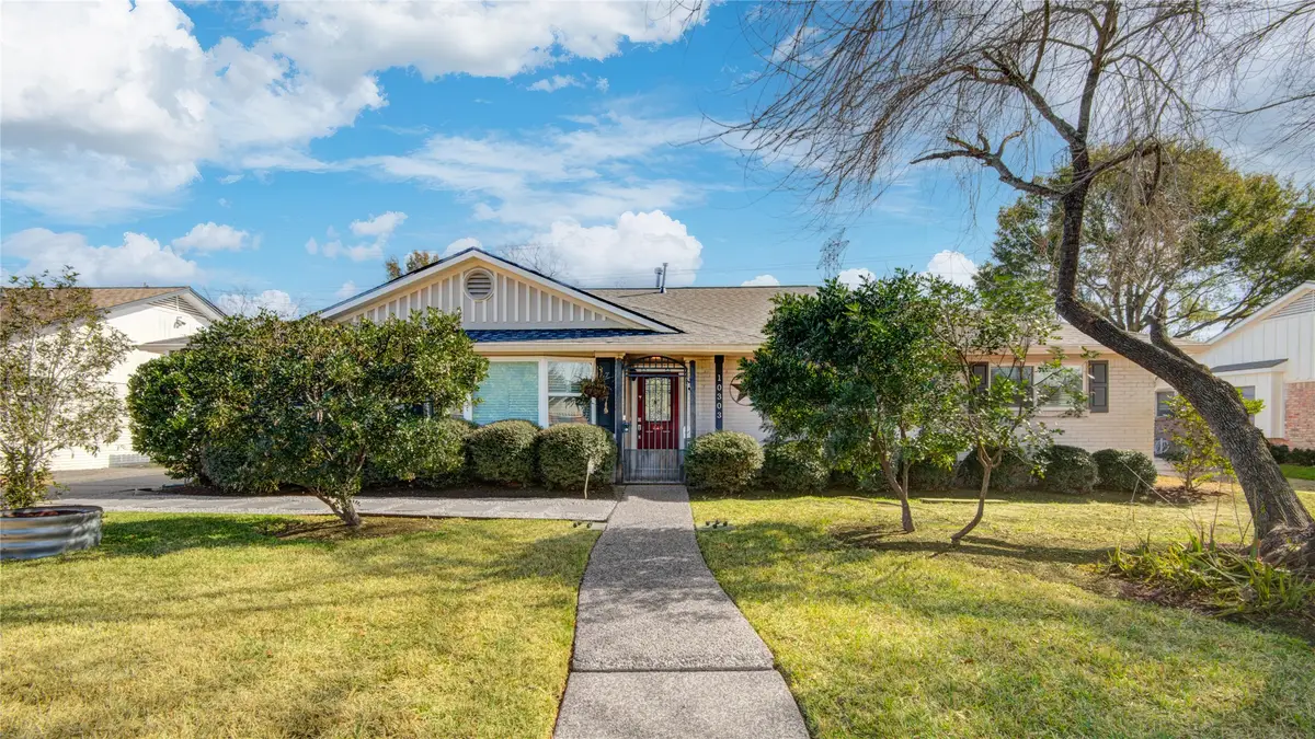 10303 Greenwillow Drive, Houston, TX 77035 - #1
